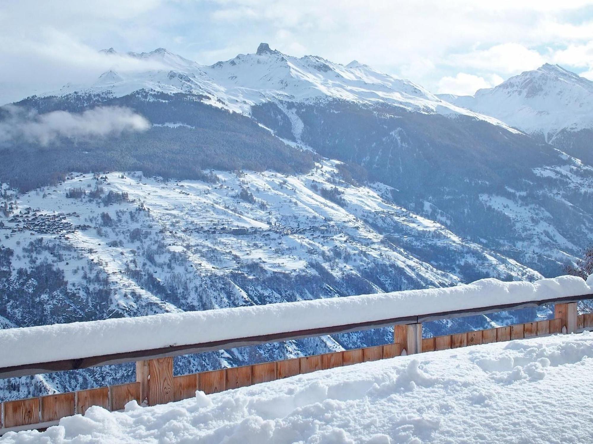Mountain-View Chalet In Heremence With Terrace ภายนอก รูปภาพ